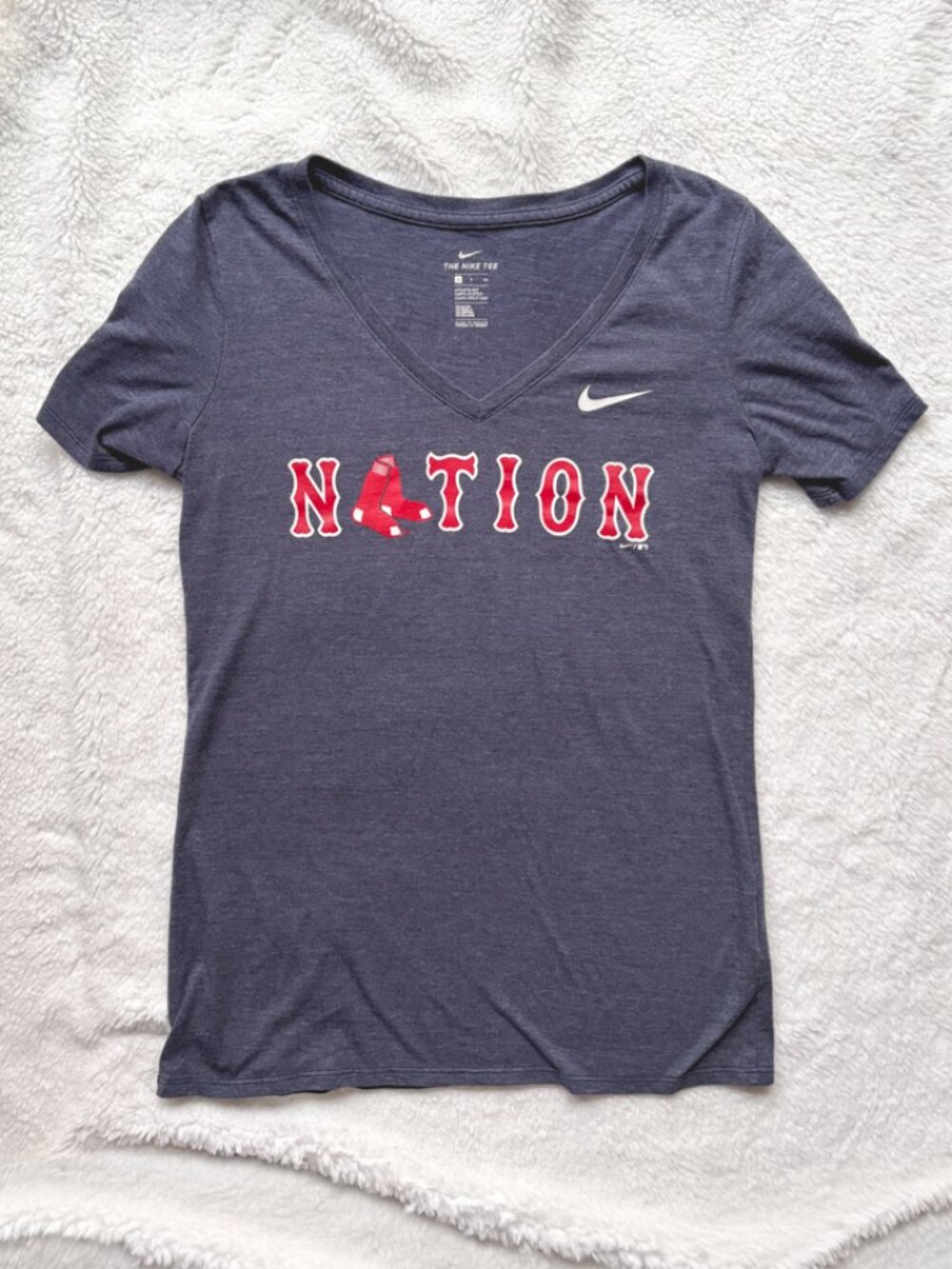 Nike Boston Red Sox Nation T-Shirt Women’s Small Blue V-Neck MLB Tee